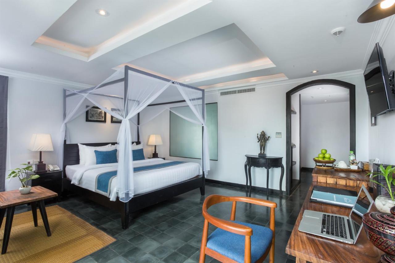 The Grand Cyclo Boutique Suite & Spa Сіємреап Екстер'єр фото