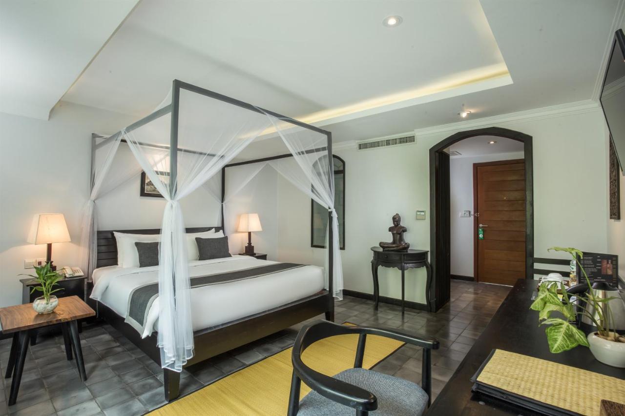 The Grand Cyclo Boutique Suite & Spa Сіємреап Екстер'єр фото