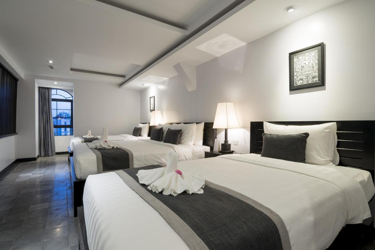 The Grand Cyclo Boutique Suite & Spa Сіємреап Екстер'єр фото