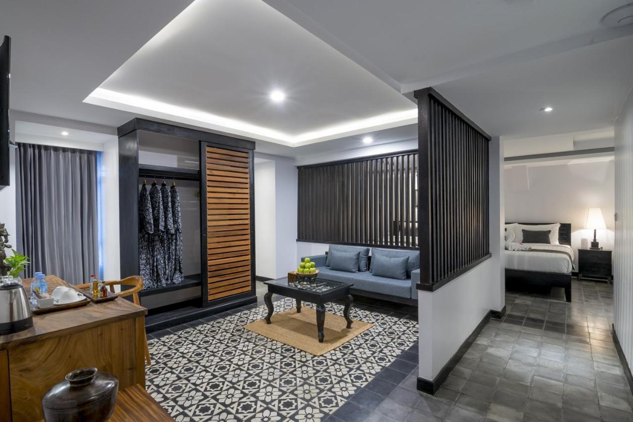 The Grand Cyclo Boutique Suite & Spa Сіємреап Екстер'єр фото